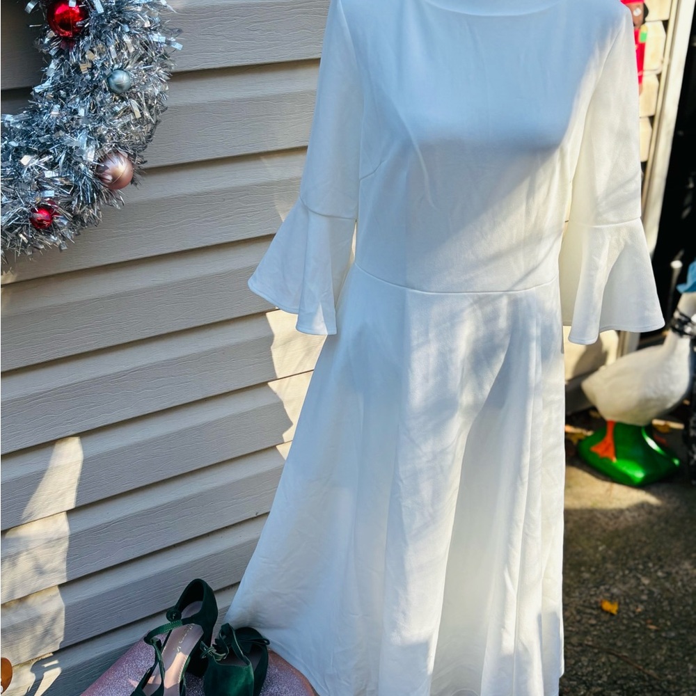 Elegant White Flare Sleeve Dress